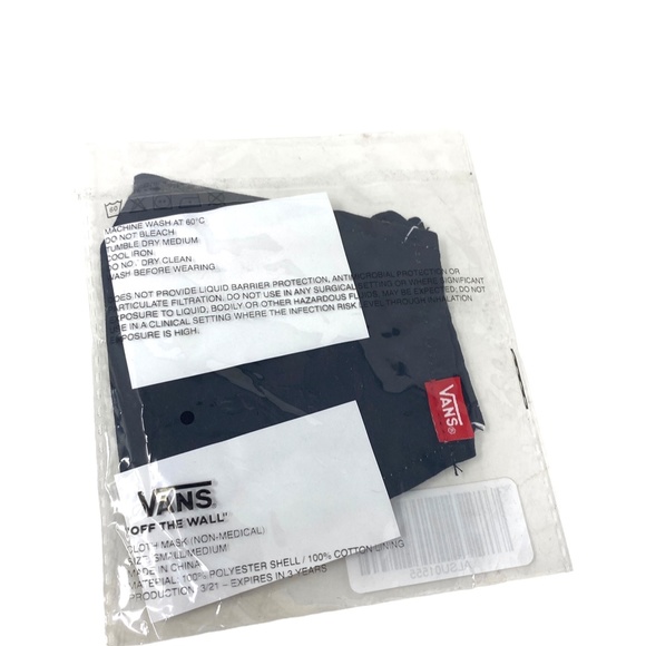 VANS Fabric Face Mask Black Reusable Washable Not Medical ALSU01555 - Picture 5 of 6